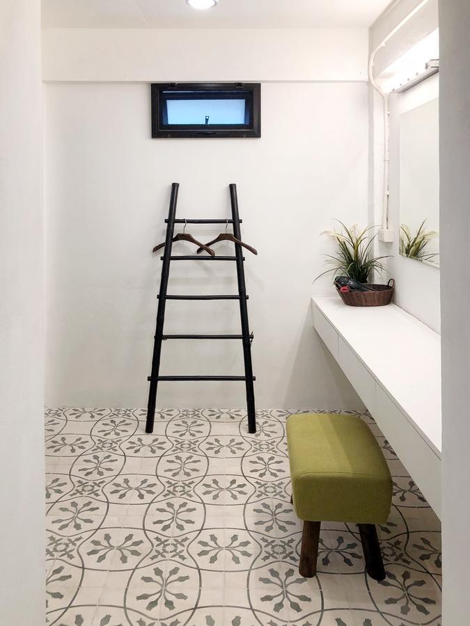 Moon House Hostel Bangkok Exterior photo